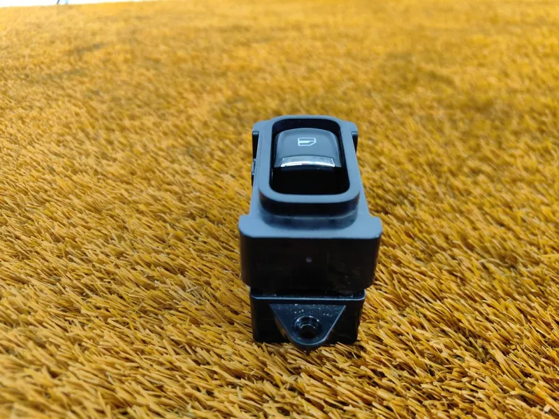 Кнопка стеклоподъемника