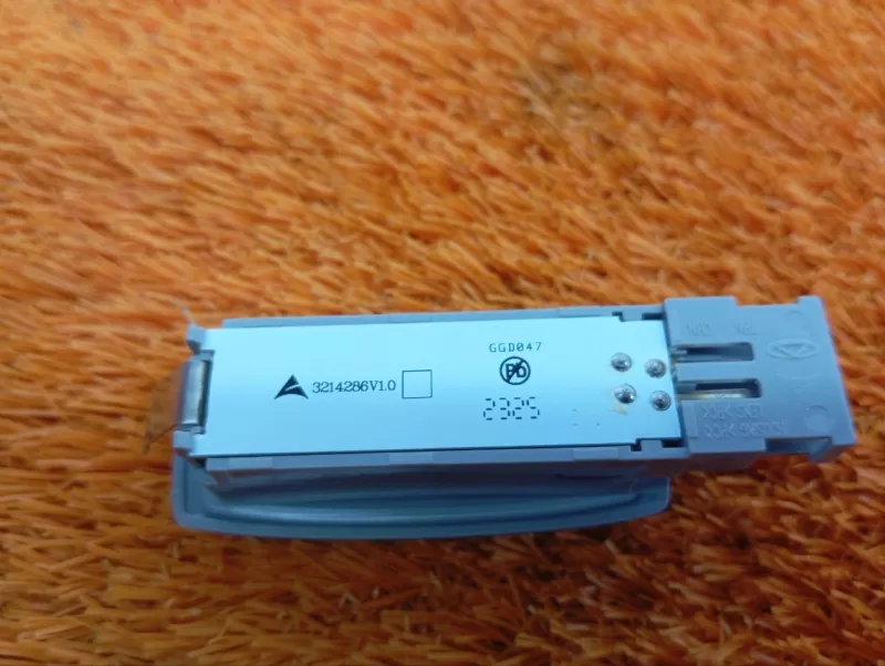 Плафон салона