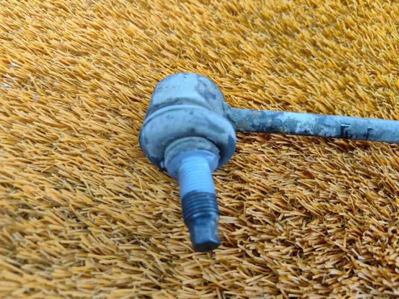 Стойка стабилизатора