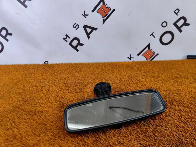 Зеркало заднего вида