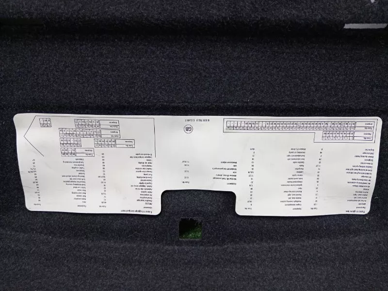 Обшивка багажника BMW 5-Series 2006 7169470 E60