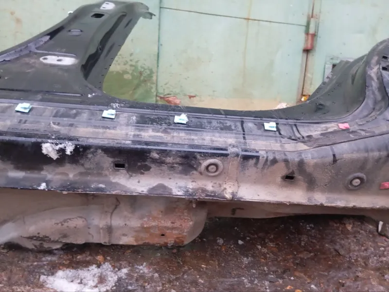 Порог с центральной стойкой