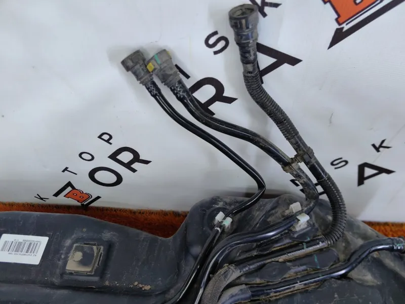 Бак топливный