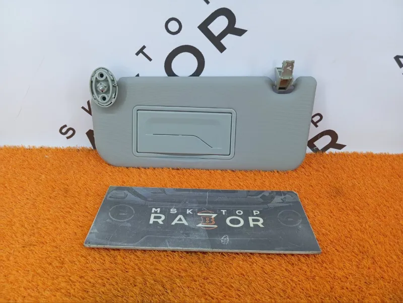 Козырек солнцезащитный