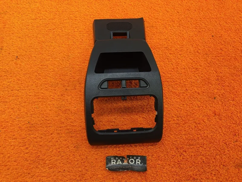 Накладка центральной консоли