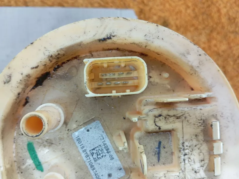 Бензонасос